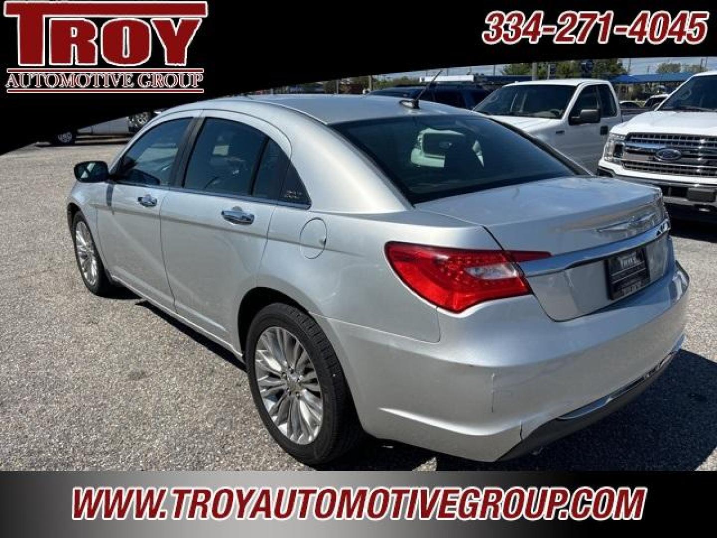 2012 Bright Silver Metallic Clearcoat /Black Chrysler 200 Limited (1C3CCBCG0CN) with an 3.6L V6 Flex Fuel 24V VVT engine, Automatic transmission, located at 6812 Atlanta Hwy, Montgomery, AL, 36117, (334) 271-4045, 32.382118, -86.178673 - Power Sunroof!!<br>Heated Seats!!<br>Boston Acoustic Premium Audio!!<br>Remote Entry!! - Photo#11