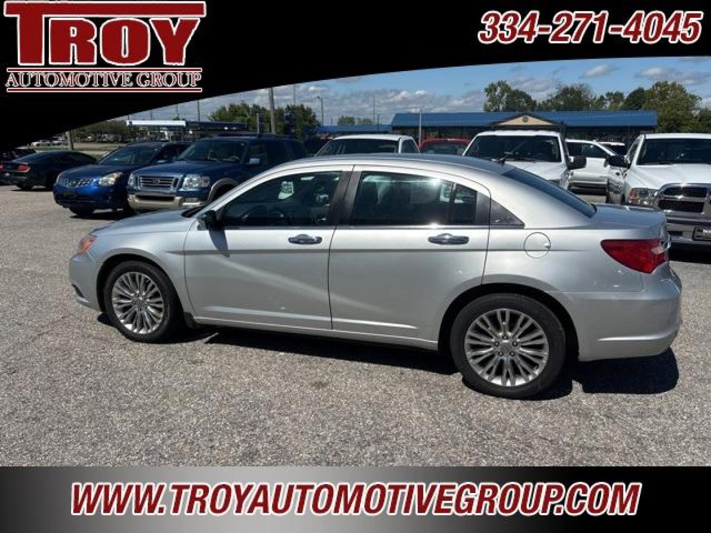 2012 Bright Silver Metallic Clearcoat /Black Chrysler 200 Limited (1C3CCBCG0CN) with an 3.6L V6 Flex Fuel 24V VVT engine, Automatic transmission, located at 6812 Atlanta Hwy, Montgomery, AL, 36117, (334) 271-4045, 32.382118, -86.178673 - Power Sunroof!!<br>Heated Seats!!<br>Boston Acoustic Premium Audio!!<br>Remote Entry!! - Photo#12