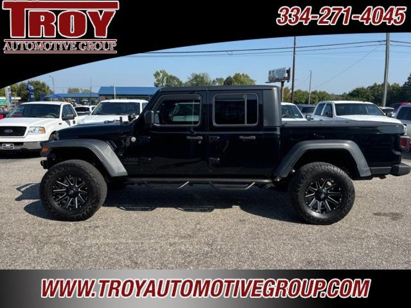 2020 Black Clearcoat /Black Jeep Gladiator Sport (1C6JJTAG4LL) with an 3.6L V6 24V VVT engine, Automatic transmission, located at 6812 Atlanta Hwy, Montgomery, AL, 36117, (334) 271-4045, 32.382118, -86.178673 - 1-Owner!!<br>Fox Lift Kit!!<br>Fuel Wheels w/35x12.50x18 cooper AT3 tires!!<br>Winch w/Synthetic Rope!! and Light Bar!!<br>Midland CB Radio!!<br>Stinger Custom Touch Screen Radio! ($700)!<br>Custom JL 10s w/JL Ampn<br>4 Cube Lights Hood Mounted!!<br>N Fab Step.Bars!<br>Rough Country Neoprene Seat - Photo#16