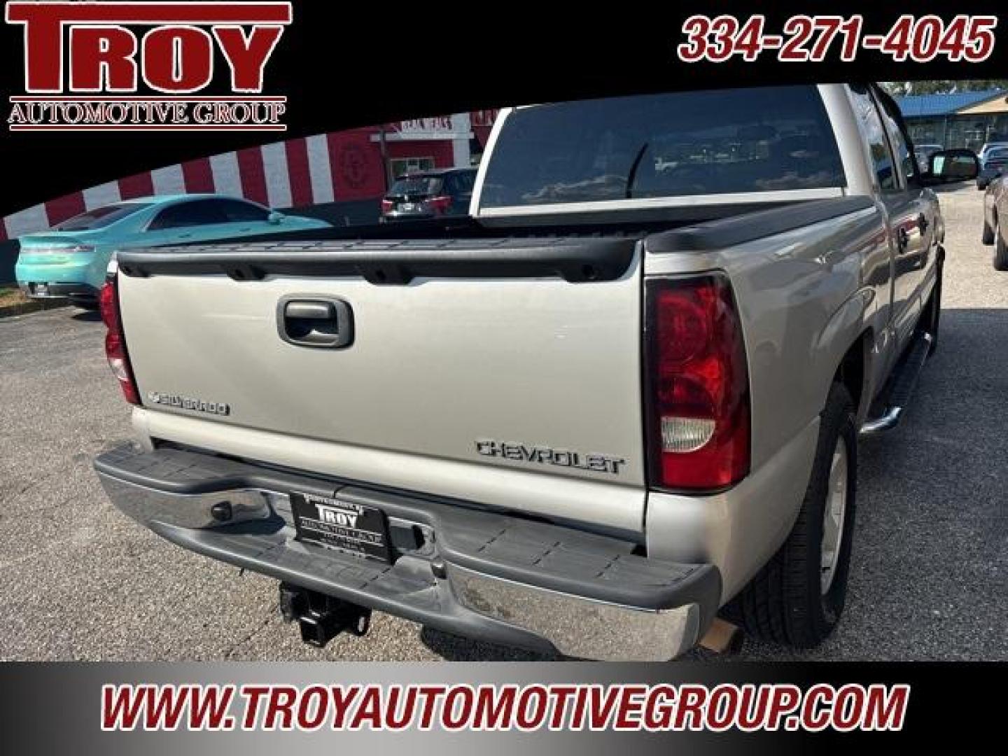 2005 Silver Birch Metallic /Medium Gray Chevrolet Silverado 1500 LT (2GCEC13T151) with an Vortec 5.3L V8 SFI engine, Automatic transmission, located at 6812 Atlanta Hwy, Montgomery, AL, 36117, (334) 271-4045, 32.382118, -86.178673 - Heated Leather Seats!!<br>Bose Premium Sound!!<br>Tow Package!!<br>Runs great couple small dents and paint fading on hood. - Photo#6