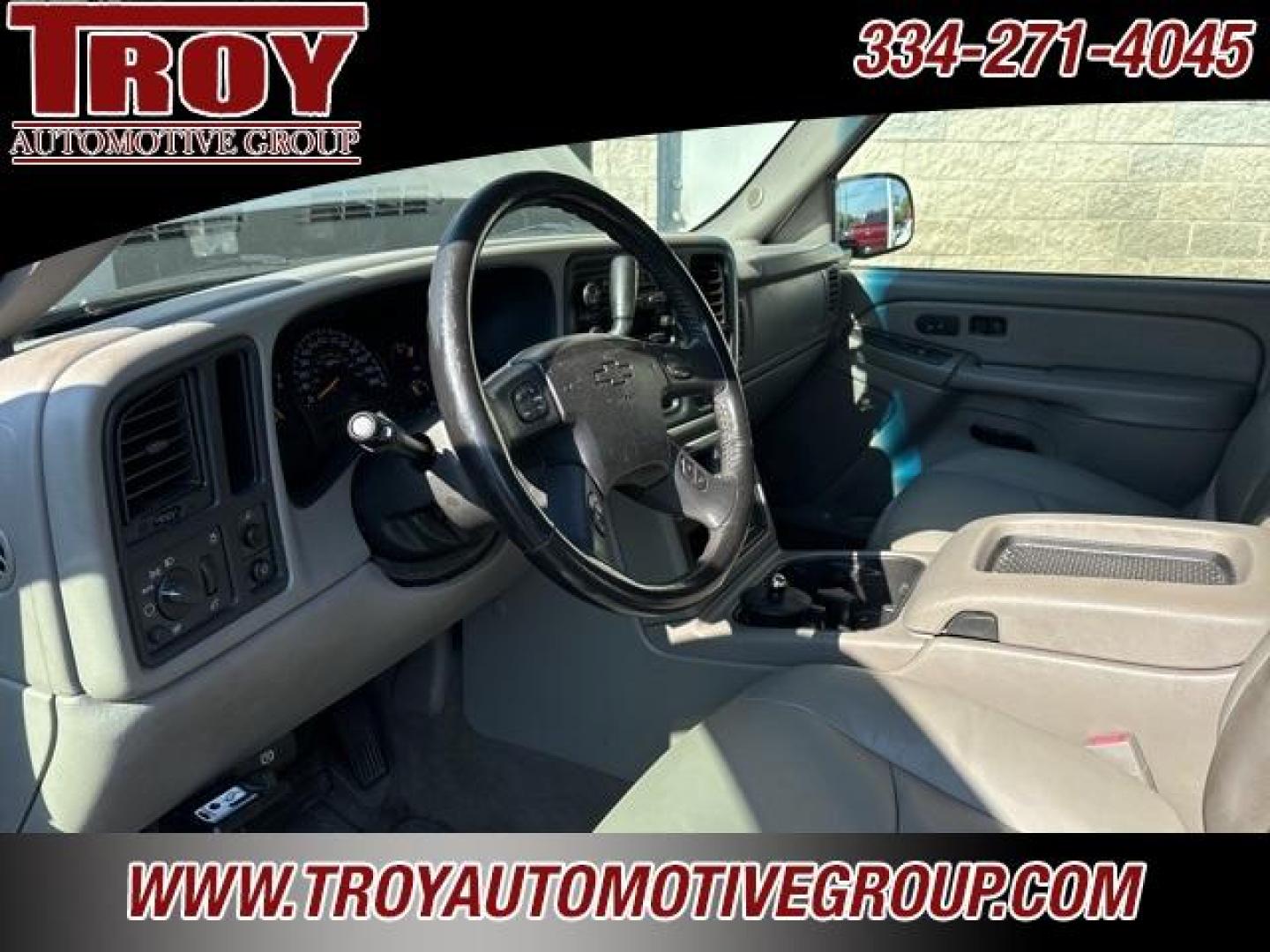 2005 Silver Birch Metallic /Medium Gray Chevrolet Silverado 1500 LT (2GCEC13T151) with an Vortec 5.3L V8 SFI engine, Automatic transmission, located at 6812 Atlanta Hwy, Montgomery, AL, 36117, (334) 271-4045, 32.382118, -86.178673 - Heated Leather Seats!!<br>Bose Premium Sound!!<br>Tow Package!!<br>Runs great couple small dents and paint fading on hood. - Photo#17