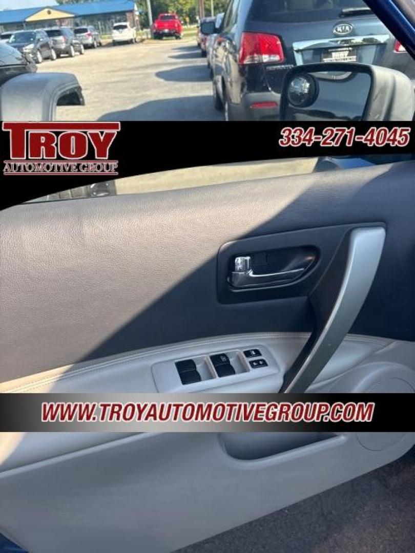 2011 Indigo Blue /Gray Nissan Rogue SV (JN8AS5MT7BW) with an 2.5L I4 DOHC 16V engine, CVT transmission, located at 6812 Atlanta Hwy, Montgomery, AL, 36117, (334) 271-4045, 32.382118, -86.178673 - Heated Leather Seats!!<br>Power Sunroof!!<br>Navigation!!<br>Paint faded on hood roof and hatch - Photo#29