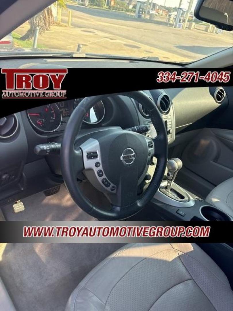 2011 Indigo Blue /Gray Nissan Rogue SV (JN8AS5MT7BW) with an 2.5L I4 DOHC 16V engine, CVT transmission, located at 6812 Atlanta Hwy, Montgomery, AL, 36117, (334) 271-4045, 32.382118, -86.178673 - Heated Leather Seats!!<br>Power Sunroof!!<br>Navigation!!<br>Paint faded on hood roof and hatch - Photo#30