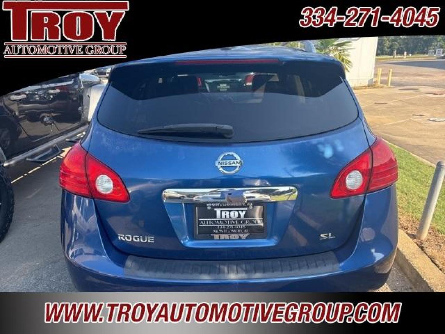 2011 Indigo Blue /Gray Nissan Rogue SV (JN8AS5MT7BW) with an 2.5L I4 DOHC 16V engine, CVT transmission, located at 6812 Atlanta Hwy, Montgomery, AL, 36117, (334) 271-4045, 32.382118, -86.178673 - Heated Leather Seats!!<br>Power Sunroof!!<br>Navigation!!<br>Paint faded on hood roof and hatch - Photo#7