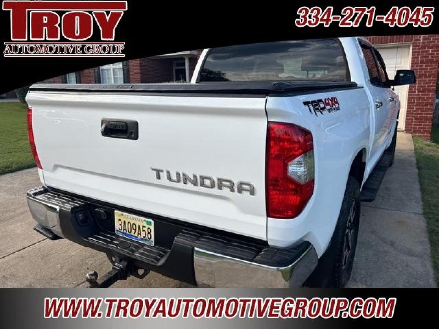 2019 Super White /Graphite Toyota Tundra Limited (5TFHY5F15KX) with an i-Force 5.7L V8 DOHC 32V LEV engine, Automatic transmission, located at 6812 Atlanta Hwy, Montgomery, AL, 36117, (334) 271-4045, 32.382118, -86.178673 - Photo#8