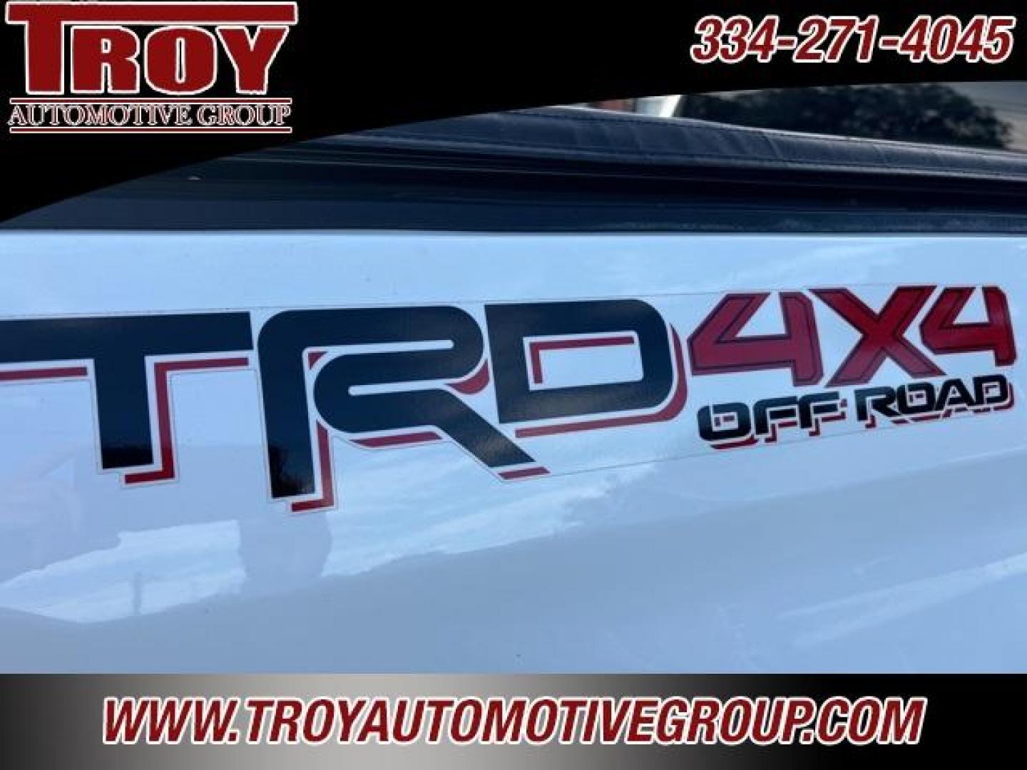 2019 Super White /Graphite Toyota Tundra Limited (5TFHY5F15KX) with an i-Force 5.7L V8 DOHC 32V LEV engine, Automatic transmission, located at 6812 Atlanta Hwy, Montgomery, AL, 36117, (334) 271-4045, 32.382118, -86.178673 - Photo#9