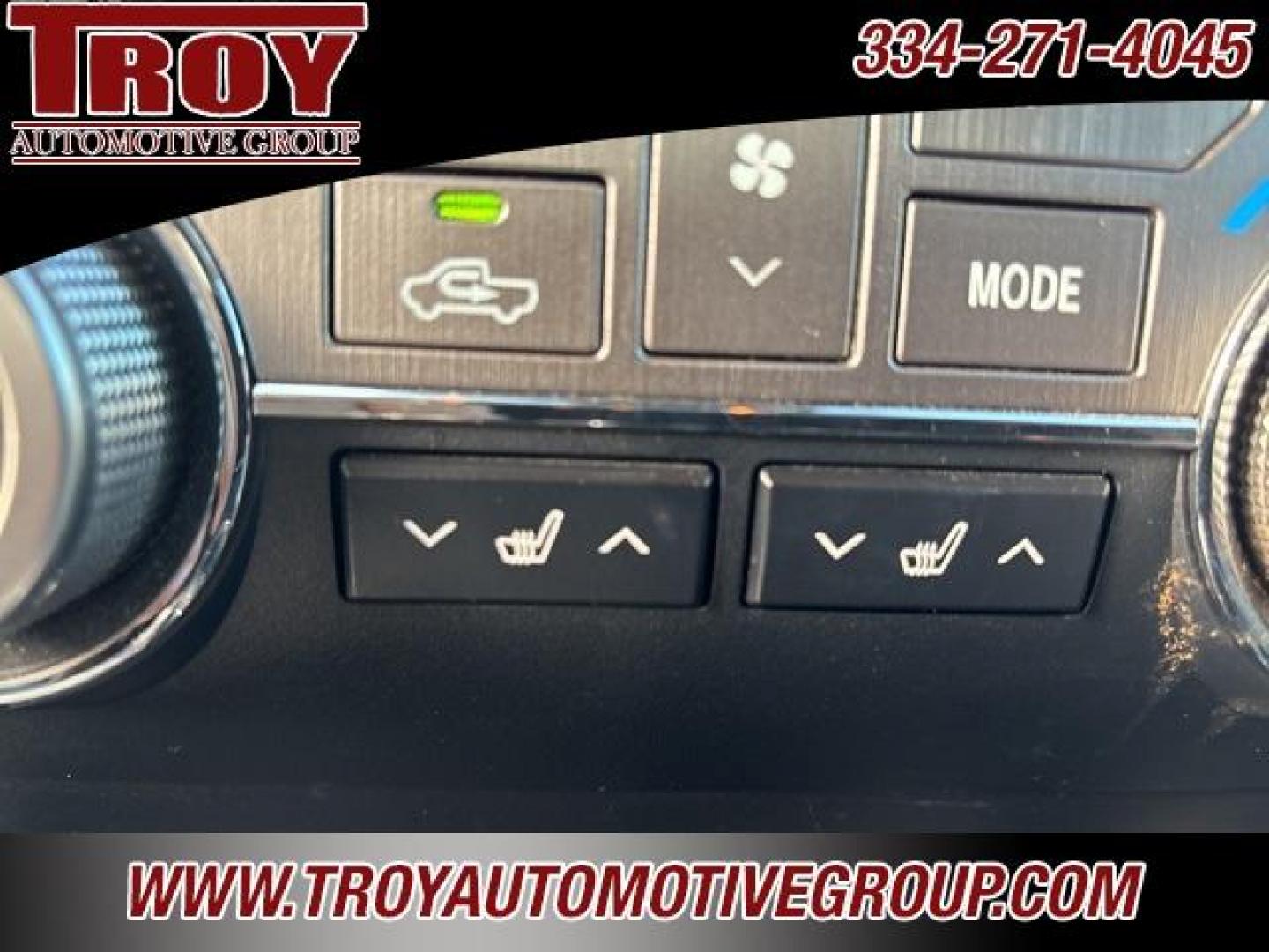 2019 Super White /Graphite Toyota Tundra Limited (5TFHY5F15KX) with an i-Force 5.7L V8 DOHC 32V LEV engine, Automatic transmission, located at 6812 Atlanta Hwy, Montgomery, AL, 36117, (334) 271-4045, 32.382118, -86.178673 - Photo#43