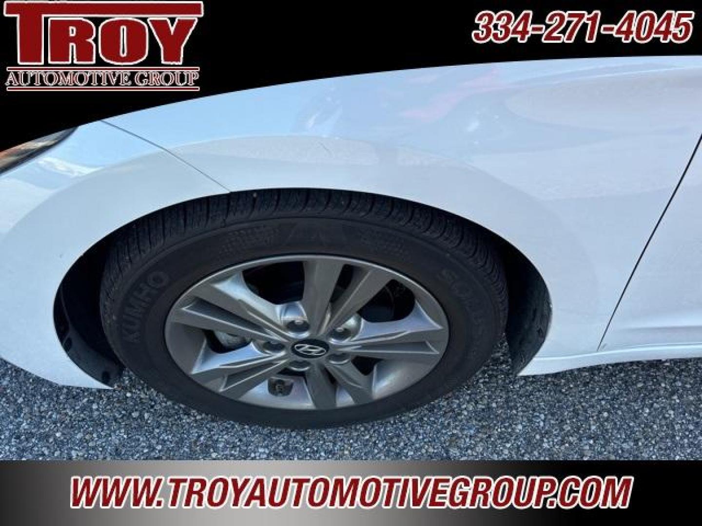 2018 Quartz White Pearl /Gray Hyundai Elantra SEL (5NPD84LF4JH) with an 2.0L 4-Cylinder DOHC 16V engine, Automatic transmission, located at 6812 Atlanta Hwy, Montgomery, AL, 36117, (334) 271-4045, 32.382118, -86.178673 - 1-Owner!!<br>Alloy Wheels !!<br>Blind Spot Detection!!<br>Back Up Camera!!<br>2-keys w/Remotes!! - Photo#16