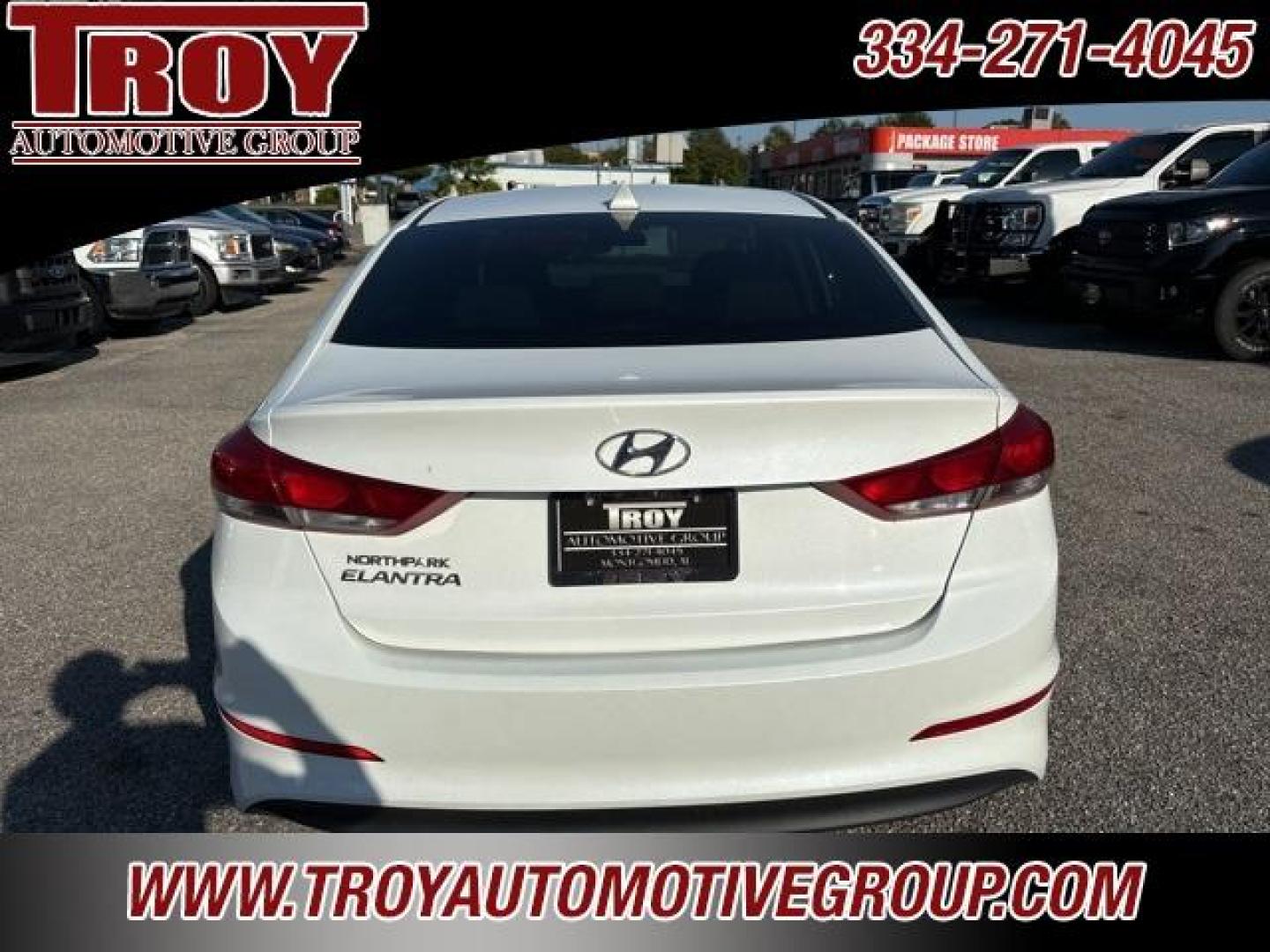 2018 Quartz White Pearl /Gray Hyundai Elantra SEL (5NPD84LF4JH) with an 2.0L 4-Cylinder DOHC 16V engine, Automatic transmission, located at 6812 Atlanta Hwy, Montgomery, AL, 36117, (334) 271-4045, 32.382118, -86.178673 - 1-Owner!!<br>Alloy Wheels !!<br>Blind Spot Detection!!<br>Back Up Camera!!<br>2-keys w/Remotes!! - Photo#5