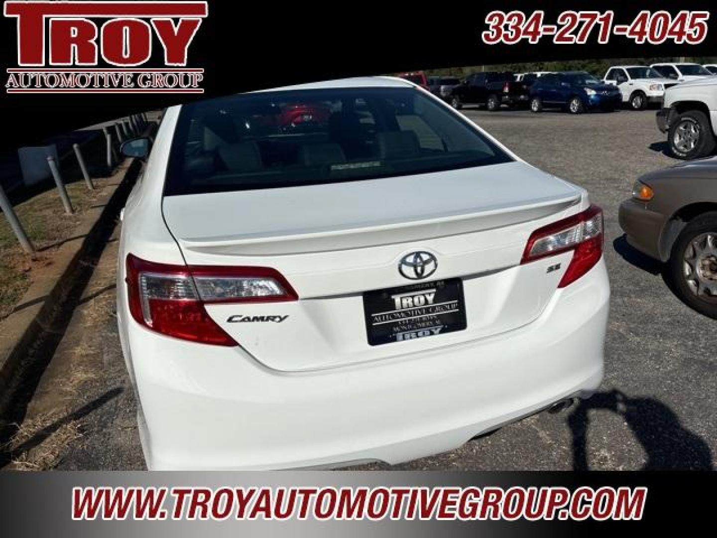 2014 Super White /Black Toyota Camry SE (4T1BF1FK5EU) with an 2.5L I4 SMPI DOHC engine, Automatic transmission, located at 6812 Atlanta Hwy, Montgomery, AL, 36117, (334) 271-4045, 32.382118, -86.178673 - Super White 2014 Toyota Camry SE FWD 2.5L I4 SMPI DOHC 6-Speed Automatic<br><br>Financing Available---Top Value for Trades.<br><br>25/35 City/Highway MPG<br><br><br>Awards:<br> * 2014 KBB.com 10 Best Late-Model Used Cars Under $15,000 * 2014 KBB.com 10 Best Used Family Cars Under $15,000 * 2014 - Photo#6