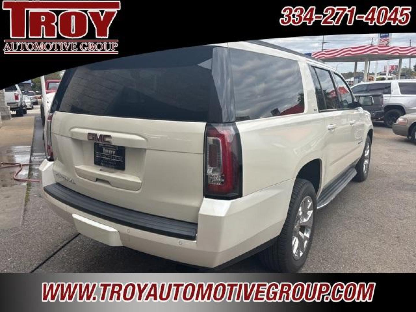 2015 White Diamond Tricoat /Cocoa/Dune GMC Yukon XL SLT (1GKS1HKC2FR) with an V8 engine, Automatic transmission, located at 6812 Atlanta Hwy, Montgomery, AL, 36117, (334) 271-4045, 32.382118, -86.178673 - 1-Owner!!<br>White Diamond Tricoat!!<br>Power Sunroof!!<br>Navigation!!<br>DVD w/Head Phones!!<br>2nd Row Bucket Seats!!<br>Premium 20 Wheels!!<br>2-Master Keys!! - Photo#10