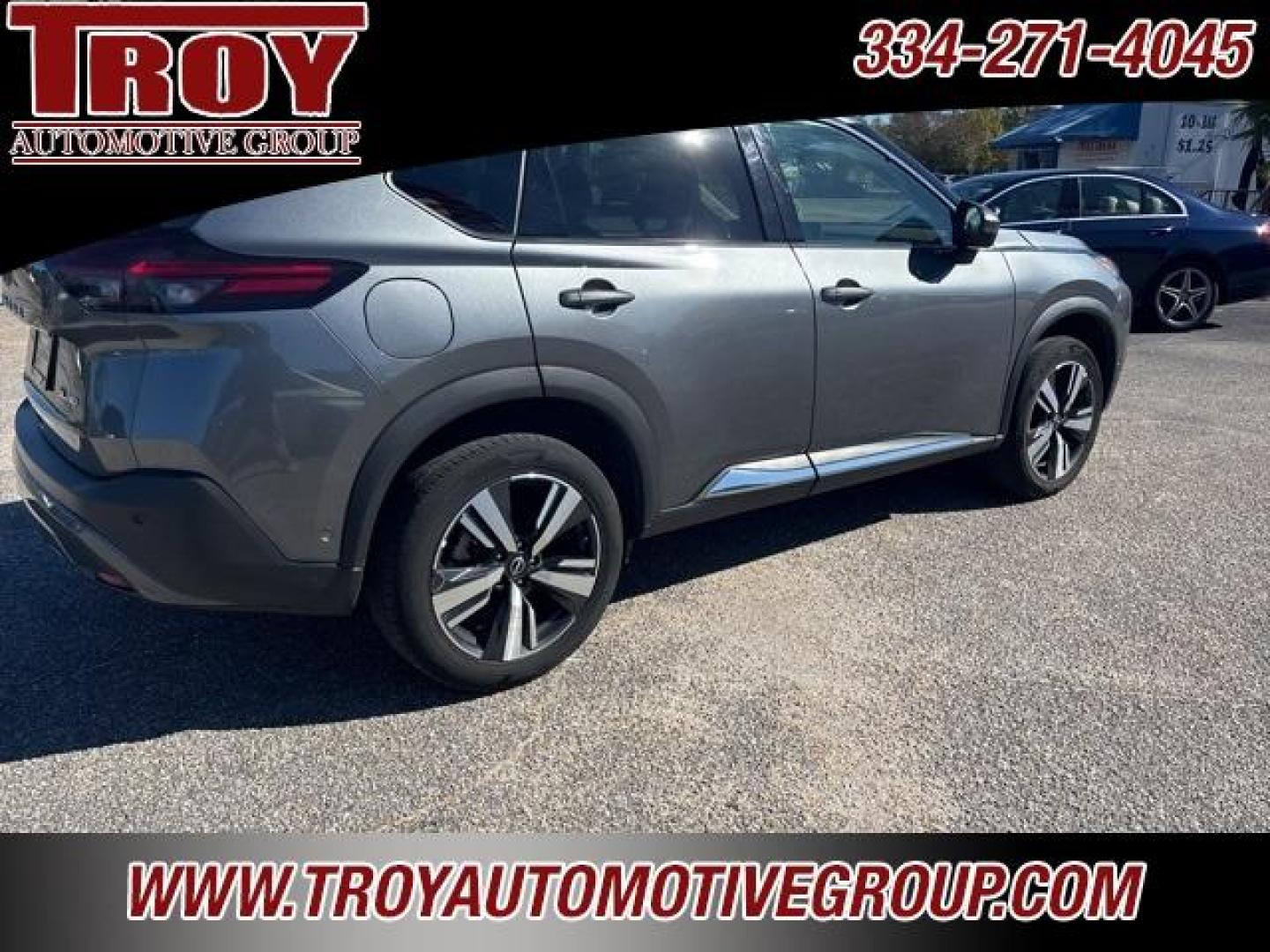 2023 Gun Metallic /Charcoal Nissan Rogue SL (5N1BT3CB8PC) with an 1.5L I3 Turbocharged DOHC 12V LEV3-ULEV50 201hp engine, CVT transmission, located at 6812 Atlanta Hwy, Montgomery, AL, 36117, (334) 271-4045, 32.382118, -86.178673 - Gun Metallic 2023 Nissan Rogue SL AWD 1.5L I3 Turbocharged DOHC 12V LEV3-ULEV50 201hp CVT with Xtronic<br><br>Financing Available---Top Value for Trades.<br><br>28/34 City/Highway MPG - Photo#9