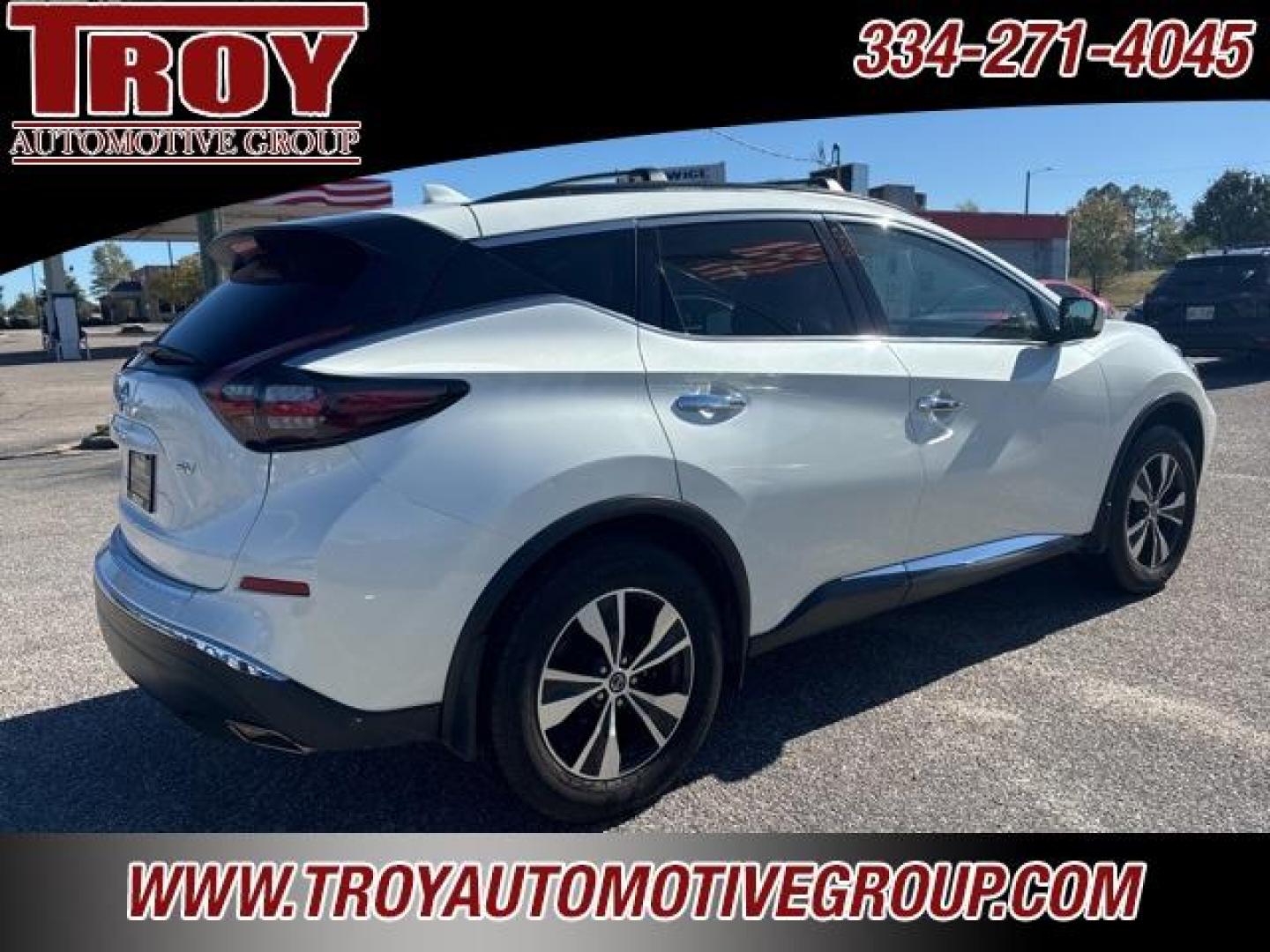 2019 Pearl White Tricoat /Cashmere Nissan Murano SV (5N1AZ2MJ6KN) with an 3.5L V6 DOHC 24V engine, CVT transmission, located at 6812 Atlanta Hwy, Montgomery, AL, 36117, (334) 271-4045, 32.382118, -86.178673 - Photo#14