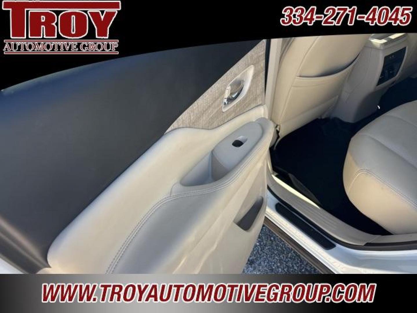 2019 Pearl White Tricoat /Cashmere Nissan Murano SV (5N1AZ2MJ6KN) with an 3.5L V6 DOHC 24V engine, CVT transmission, located at 6812 Atlanta Hwy, Montgomery, AL, 36117, (334) 271-4045, 32.382118, -86.178673 - Photo#36