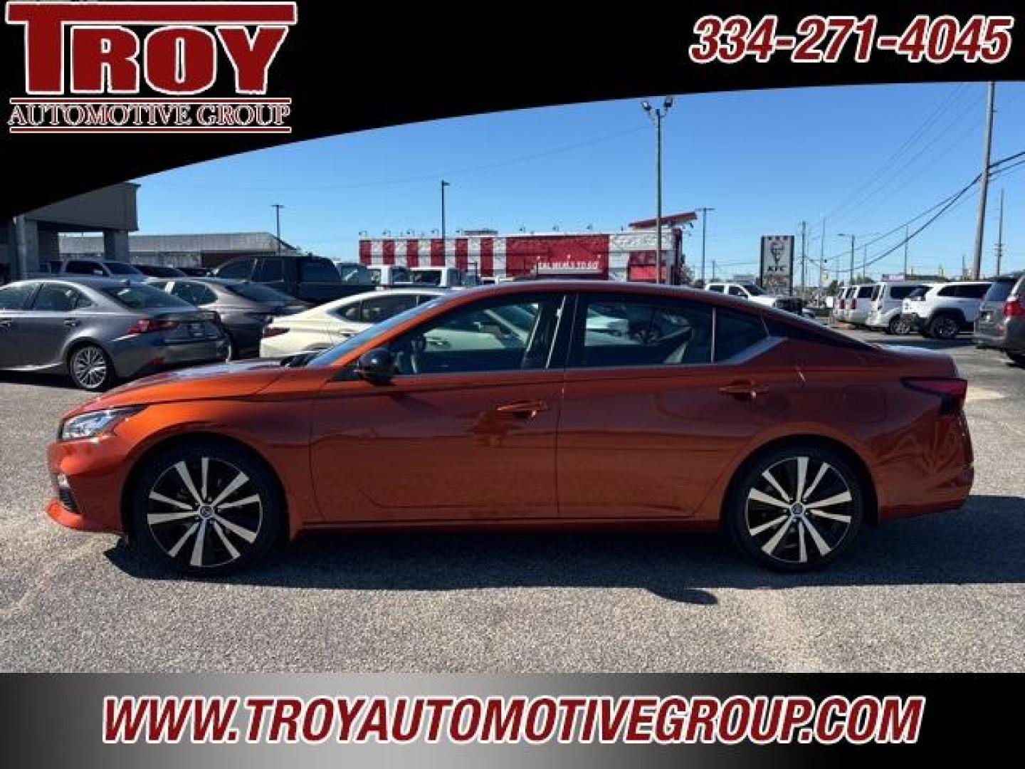 2020 Sunset Drift Chromaflair /Sport Nissan Altima 2.5 SR (1N4BL4CV2LC) with an 2.5L 4-Cylinder DOHC 16V engine, CVT transmission, located at 6812 Atlanta Hwy, Montgomery, AL, 36117, (334) 271-4045, 32.382118, -86.178673 - Only 2149 Miles!!<br>Still New!! - Photo#2