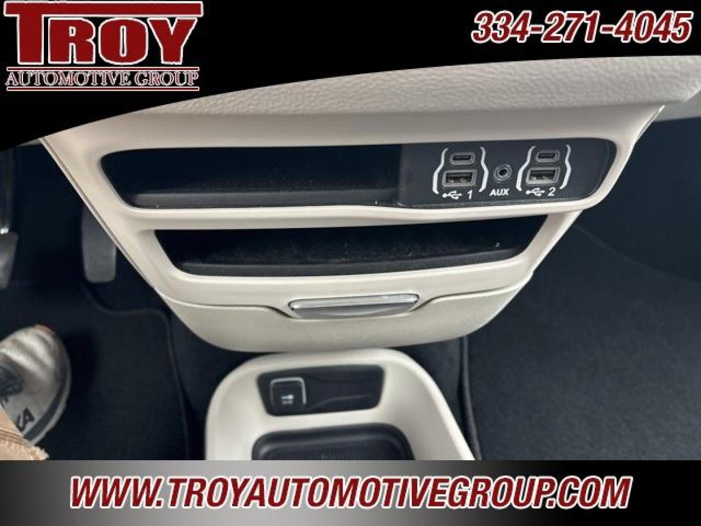 2023 Silver Mist Clearcoat /Black/Alloy/Black Chrysler Pacifica Touring L (2C4RC1BG9PR) with an 3.6L V6 24V VVT engine, Automatic transmission, located at 6812 Atlanta Hwy, Montgomery, AL, 36117, (334) 271-4045, 32.382118, -86.178673 - Photo#49