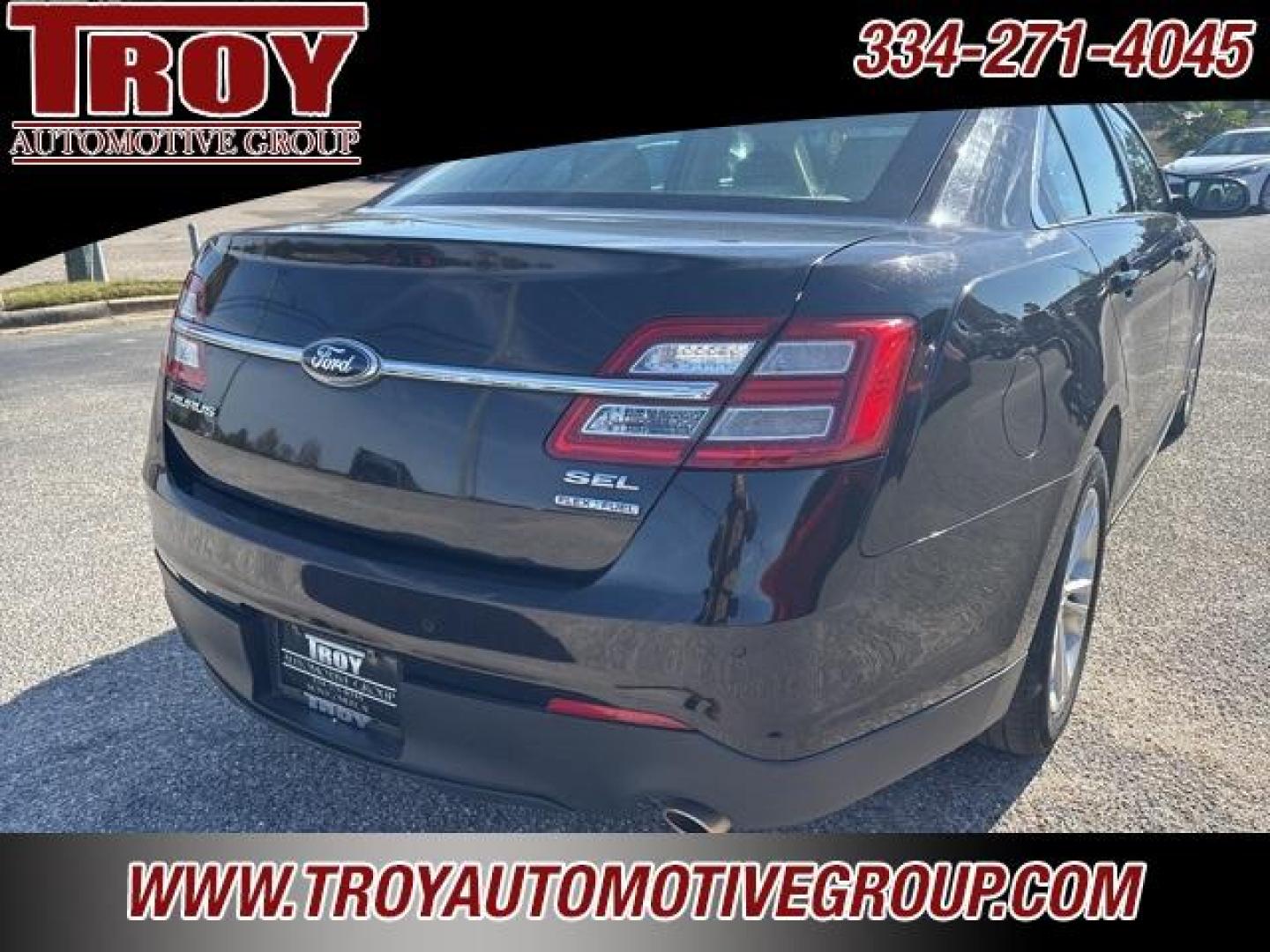 2013 Tuxedo Black Metallic /Dune Ford Taurus SEL (1FAHP2E8XDG) with an V6 engine, Automatic transmission, located at 6812 Atlanta Hwy, Montgomery, AL, 36117, (334) 271-4045, 32.382118, -86.178673 - 1-Owner!<br>2-Master Keys!! - Photo#4