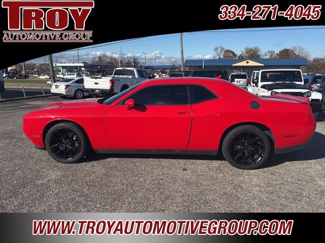 photo of 2015 Dodge Challenger SXT Plus