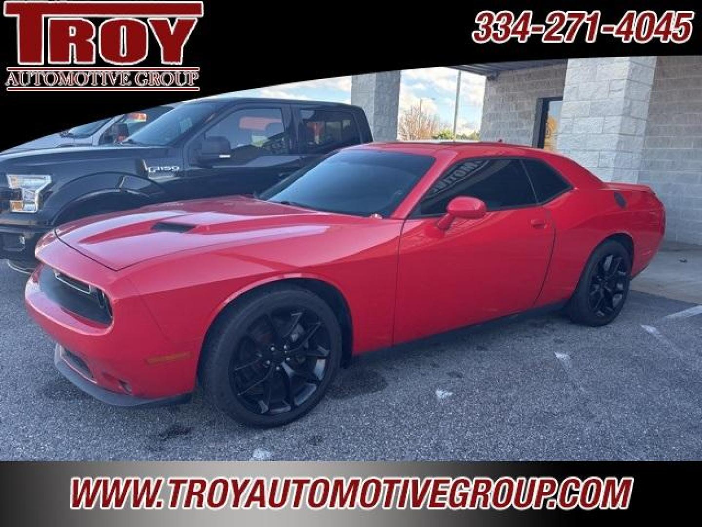 2015 Torred Clearcoat /Pearl/Black Dodge Challenger SXT (2C3CDZBG2FH) with an 3.6L V6 24V VVT engine, Automatic transmission, located at 6812 Atlanta Hwy, Montgomery, AL, 36117, (334) 271-4045, 32.382118, -86.178673 - Leather Interior!!<br>Power Sunroof!!<br>Alpine Sound System!!<br>Remote Start!! - Photo#5