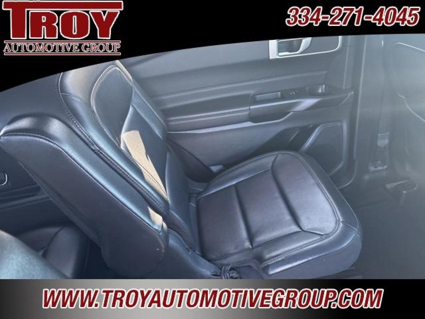 2020 Magnetic /Ebony Ford Explorer XLT (1FMSK7DH8LG) with an 2.3L EcoBoost I-4 engine, Automatic transmission, located at 6812 Atlanta Hwy, Montgomery, AL, 36117, (334) 271-4045, 32.382118, -86.178673 - 1-Owner!! - Photo#21