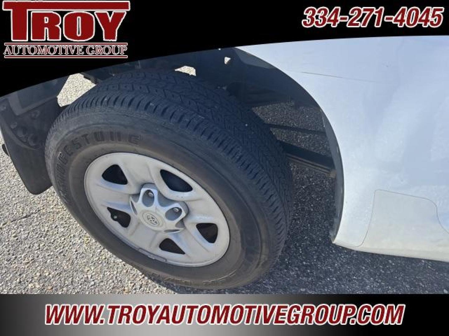 2014 Super White /Black Toyota Tundra SR (5TFRU5F13EX) with an 4.0L V6 DOHC VVT-i 24V engine, Automatic transmission, located at 6812 Atlanta Hwy, Montgomery, AL, 36117, (334) 271-4045, 32.382118, -86.178673 - Priced below KBB Fair Purchase Price!<br><br>Super White 2014 Toyota Tundra SR RWD 4.0L V6 DOHC VVT-i 24V 5-Speed Automatic with Overdrive<br><br>Financing Available---Top Value for Trades.<br><br><br>Awards:<br> * 2014 KBB.com Best Resale Value Awards<br><br>Reviews:<br> * If you havent already p - Photo#23