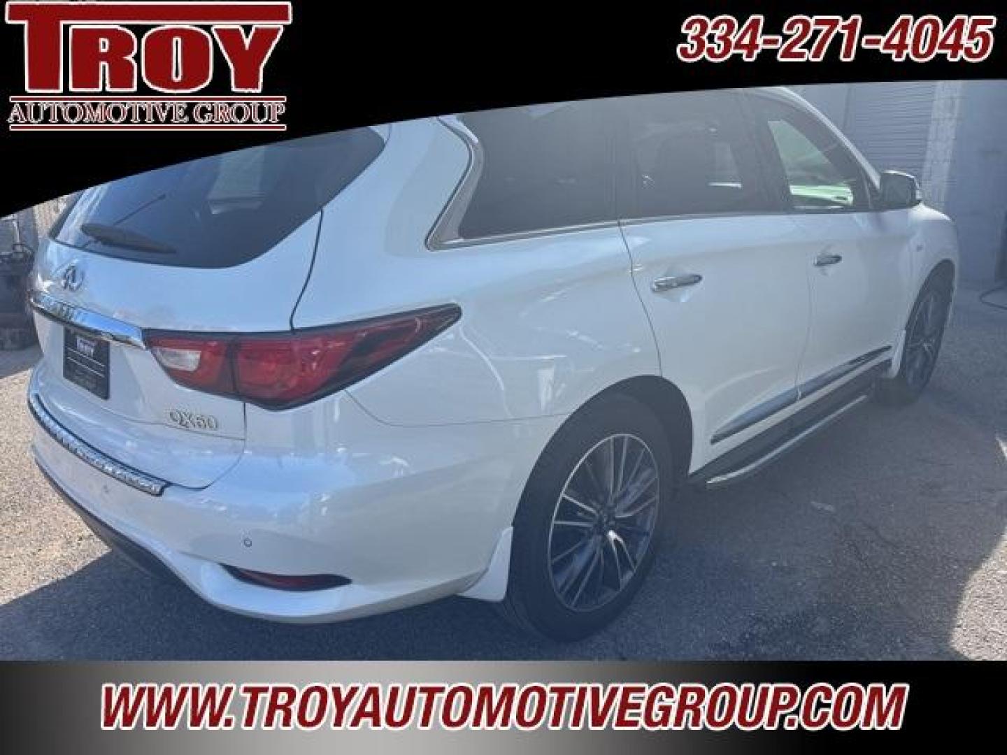 2017 Majestic White /Java INFINITI QX60 Base (5N1DL0MN9HC) with an 3.5L V6 engine, CVT transmission, located at 6812 Atlanta Hwy, Montgomery, AL, 36117, (334) 271-4045, 32.382118, -86.178673 - Photo#9