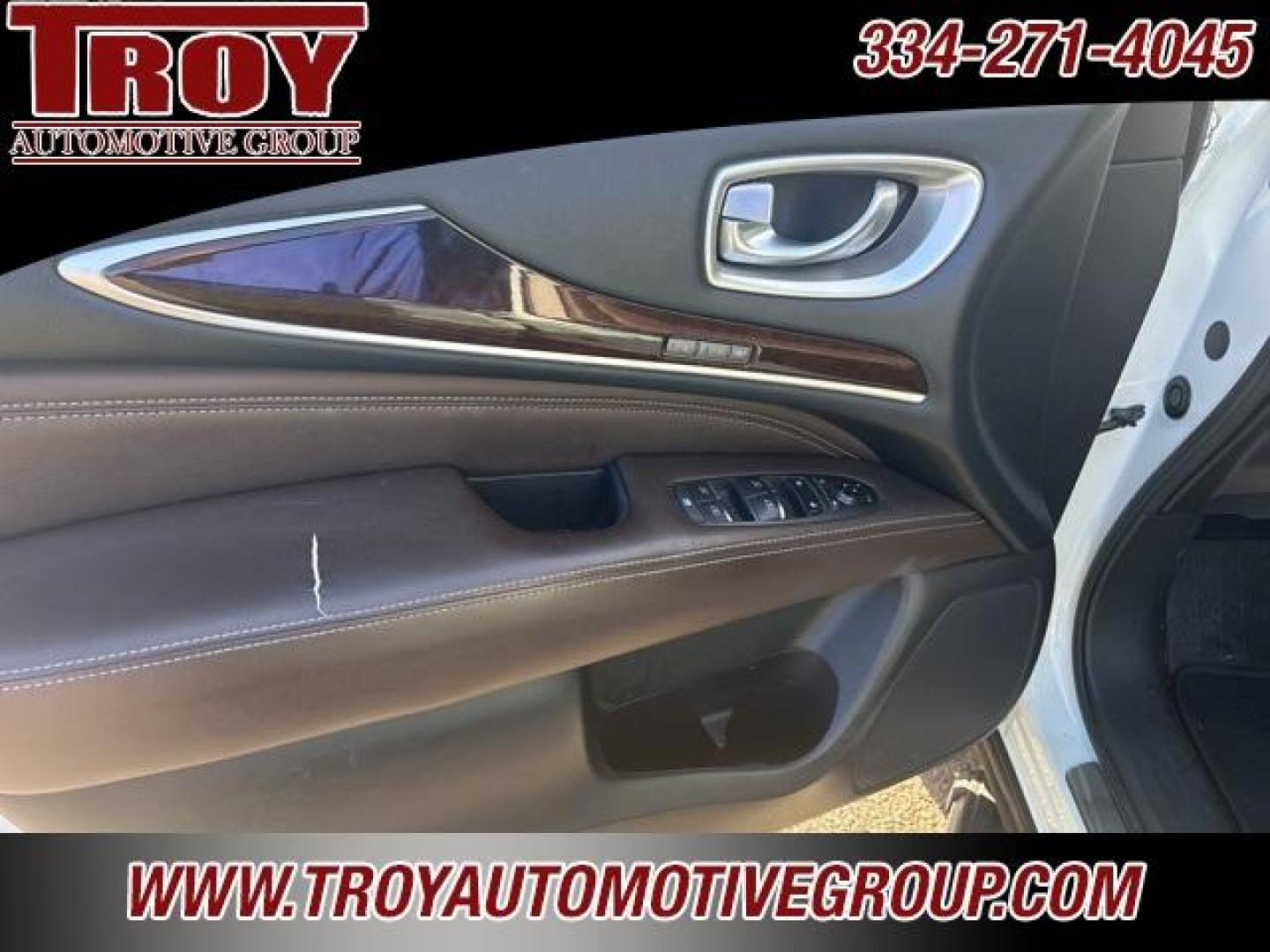 2017 Majestic White /Java INFINITI QX60 Base (5N1DL0MN9HC) with an 3.5L V6 engine, CVT transmission, located at 6812 Atlanta Hwy, Montgomery, AL, 36117, (334) 271-4045, 32.382118, -86.178673 - Photo#40