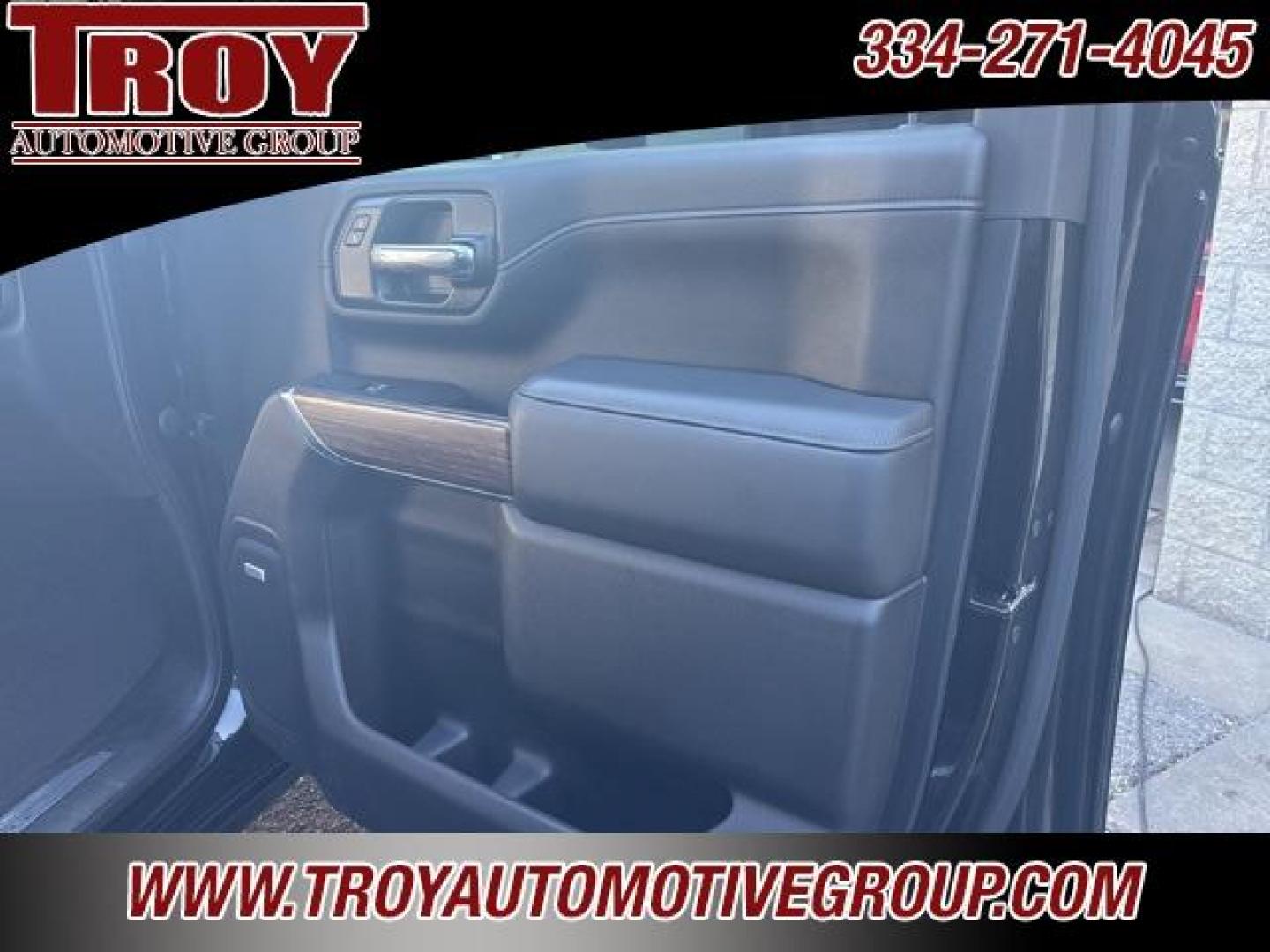 2021 Mosaic Black Metallic /Jet Black Chevrolet Silverado 2500HD High Country (1GC4YREY6MF) with an Duramax 6.6L V8 Turbodiesel engine, Automatic transmission, located at 6812 Atlanta Hwy, Montgomery, AL, 36117, (334) 271-4045, 32.382118, -86.178673 - Recent Arrival<br>Local Trade In!!<br>Technology Package!!<br>Power Sunroof!!<br>Heads Up Display!!<br>Flip Up Bed Cover!!<br><br><br>Mosaic Black Metallic 2021 Chevrolet Silverado 2500HD High Country 4WD Duramax 6.6L V8 Turbodiesel 10-Speed Automatic<br><br>Financing Available---Top Value for Trade - Photo#37