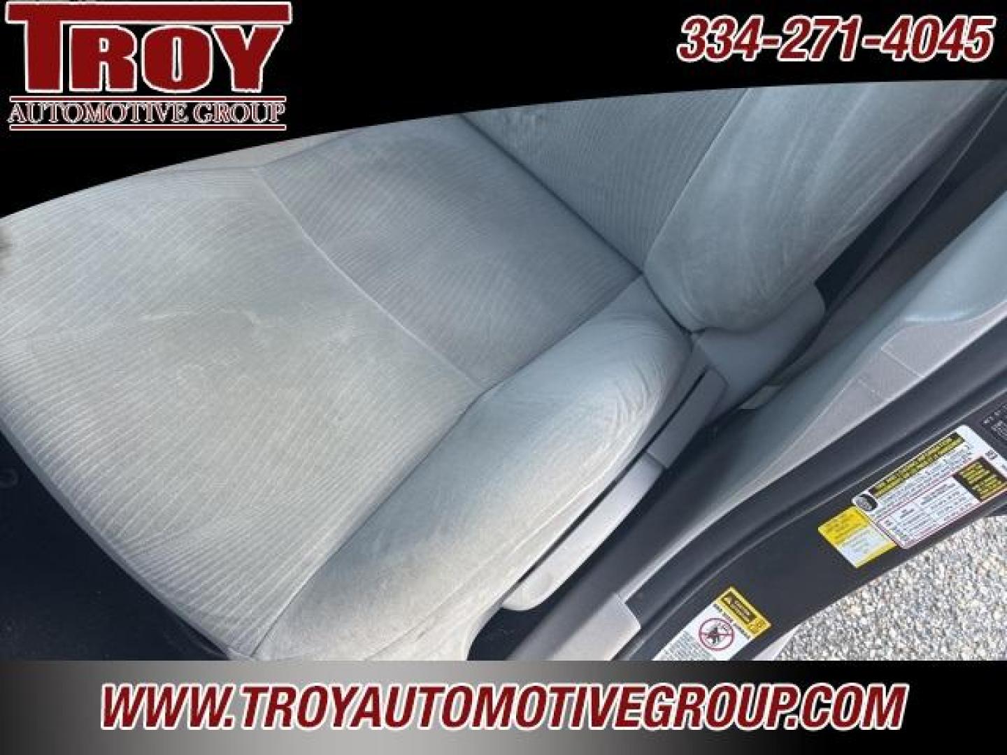 2011 Magnetic Gray Metallic /Ash Toyota Corolla (2T1BU4EE0BC) with an 1.8L I4 DOHC Dual VVT-i engine, Automatic transmission, located at 6812 Atlanta Hwy, Montgomery, AL, 36117, (334) 271-4045, 32.382118, -86.178673 - Photo#16