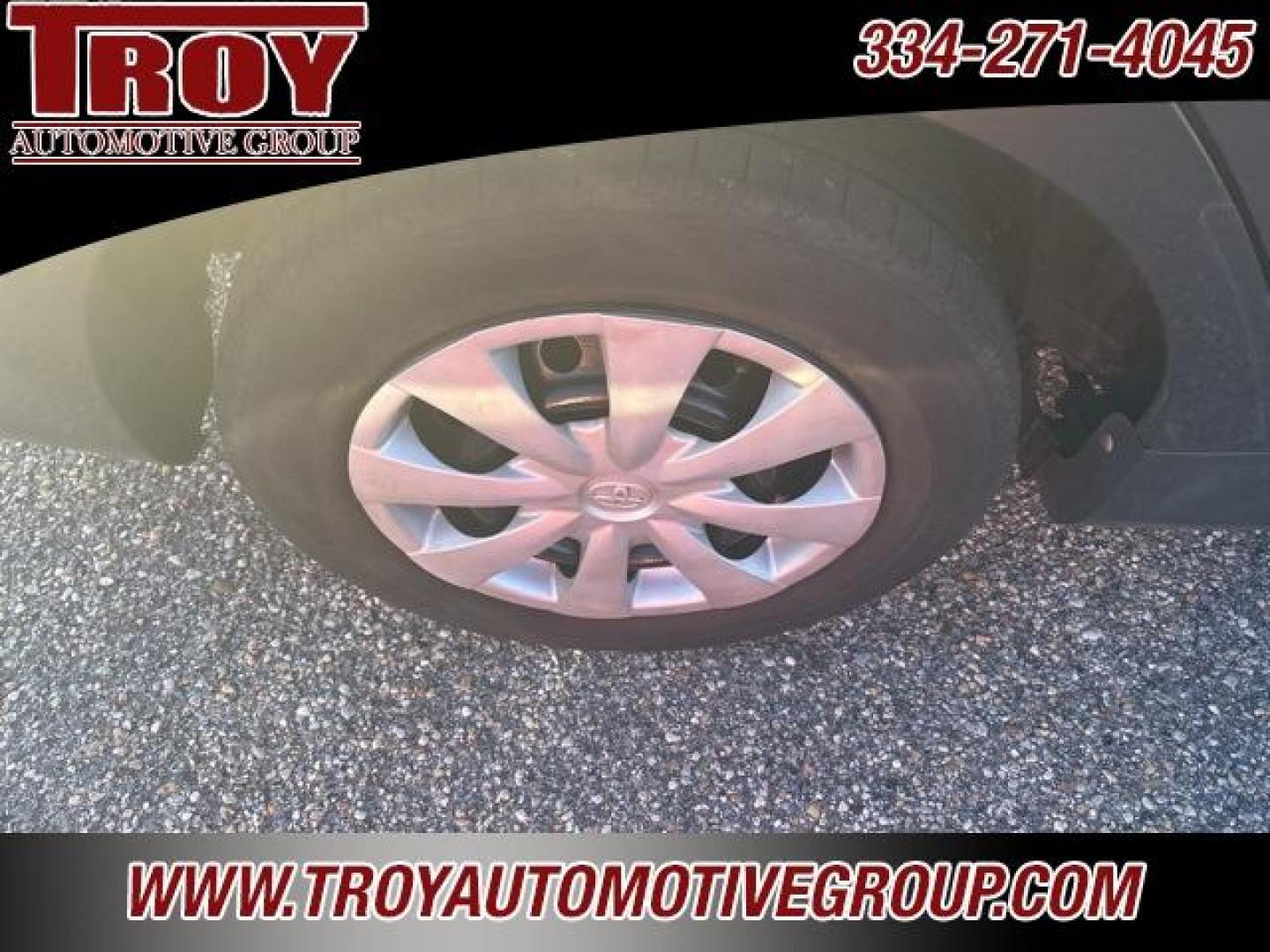 2011 Magnetic Gray Metallic /Ash Toyota Corolla (2T1BU4EE0BC) with an 1.8L I4 DOHC Dual VVT-i engine, Automatic transmission, located at 6812 Atlanta Hwy, Montgomery, AL, 36117, (334) 271-4045, 32.382118, -86.178673 - Photo#6