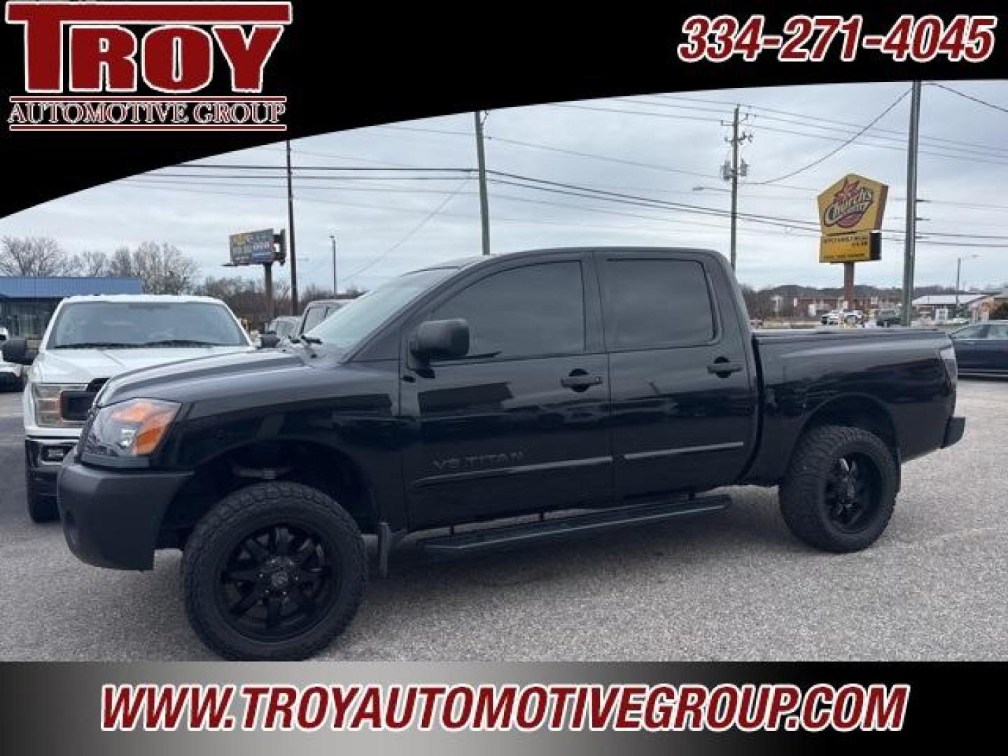 2012 Galaxy Black Metallic /Charcoal Nissan Titan SV (1N6BA0ED5CN) with an Endurance 5.6L V8 DOHC 32V engine, Automatic transmission, located at 6812 Atlanta Hwy, Montgomery, AL, 36117, (334) 271-4045, 32.382118, -86.178673 - 1-Owner!!<br>Tow Package!!<br>20 Wheels!!<br>Rough Country Lift!! - Photo#8