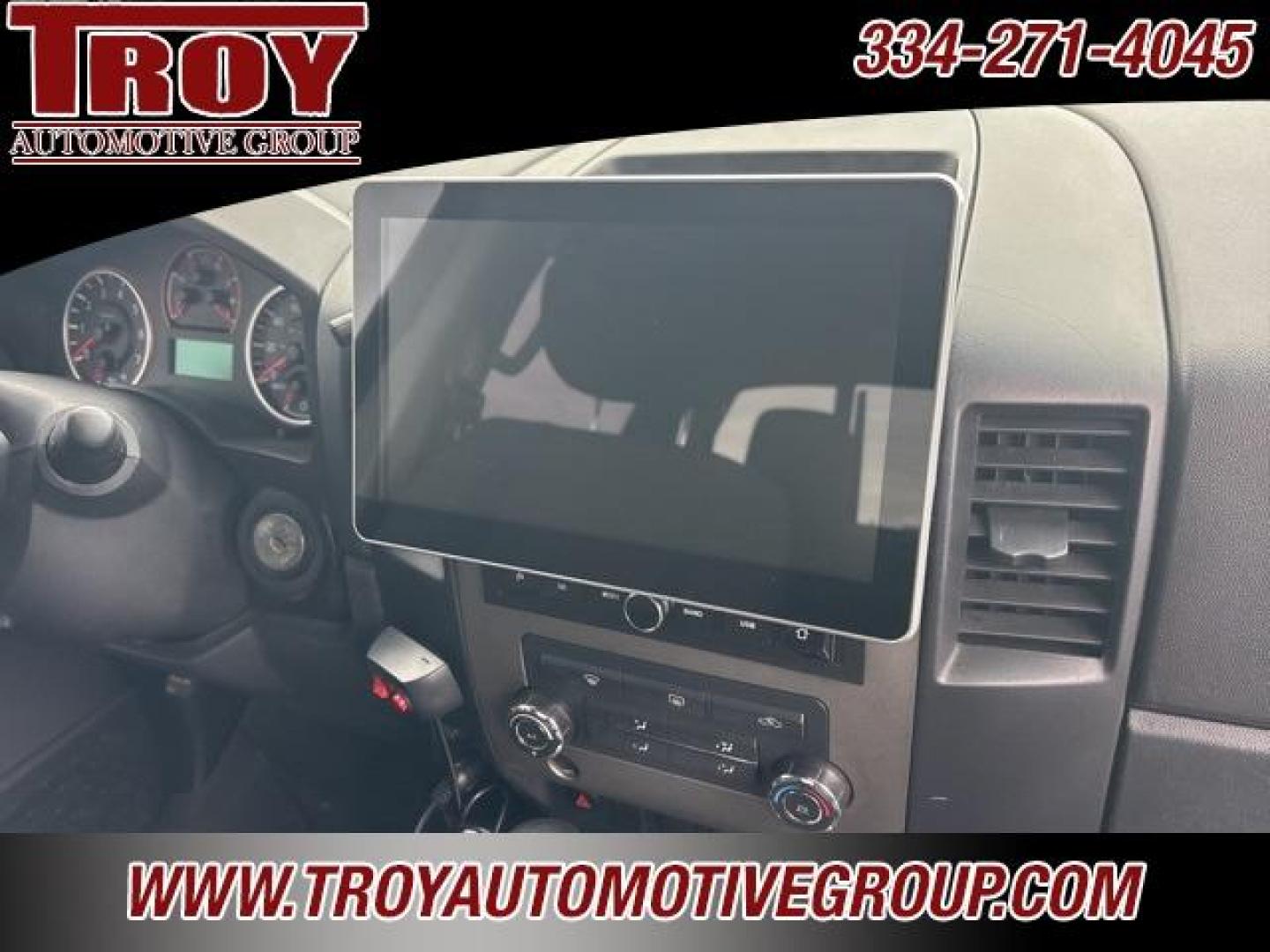 2012 Galaxy Black Metallic /Charcoal Nissan Titan SV (1N6BA0ED5CN) with an Endurance 5.6L V8 DOHC 32V engine, Automatic transmission, located at 6812 Atlanta Hwy, Montgomery, AL, 36117, (334) 271-4045, 32.382118, -86.178673 - 1-Owner!!<br>Tow Package!!<br>20 Wheels!!<br>Rough Country Lift!! - Photo#18