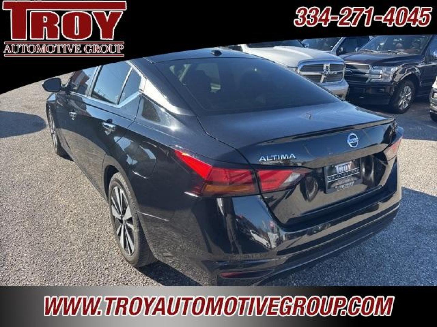 2021 Super Black Clearcoat /Gray Nissan Altima 2.5 SV (1N4BL4DV4MN) with an 2.5L 4-Cylinder DOHC 16V engine, CVT transmission, located at 6812 Atlanta Hwy, Montgomery, AL, 36117, (334) 271-4045, 32.382118, -86.178673 - Photo#12