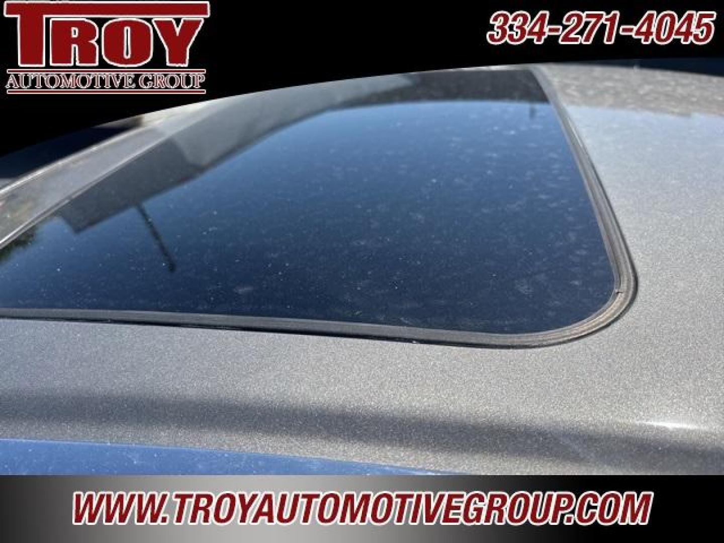 2011 Grigio Metallic /Ebony Acura TL 3.5 (19UUA8F59BA) with an 3.5L V6 SOHC VTEC 24V engine, Automatic transmission, located at 6812 Atlanta Hwy, Montgomery, AL, 36117, (334) 271-4045, 32.382118, -86.178673 - Photo#16