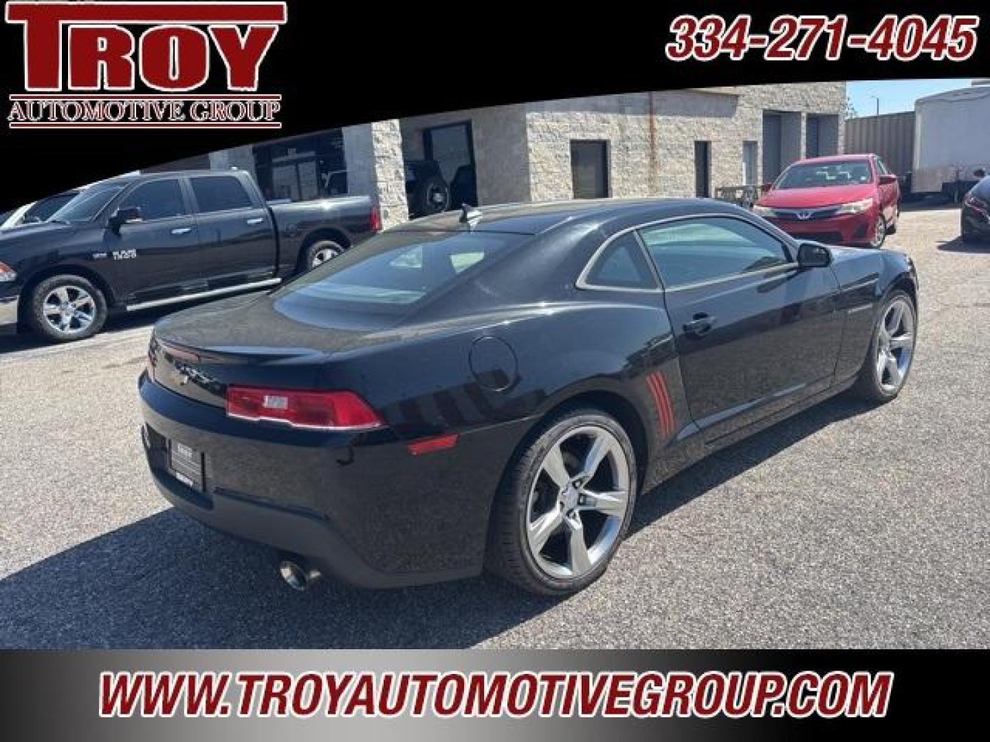 2014 Black /Black Chevrolet Camaro 2LS (2G1FA1E30E9) with an 3.6L V6 DGI DOHC VVT engine, Automatic transmission, located at 6812 Atlanta Hwy, Montgomery, AL, 36117, (334) 271-4045, 32.382118, -86.178673 - 20 Factory Offset S.S. Wheels - Photo#9