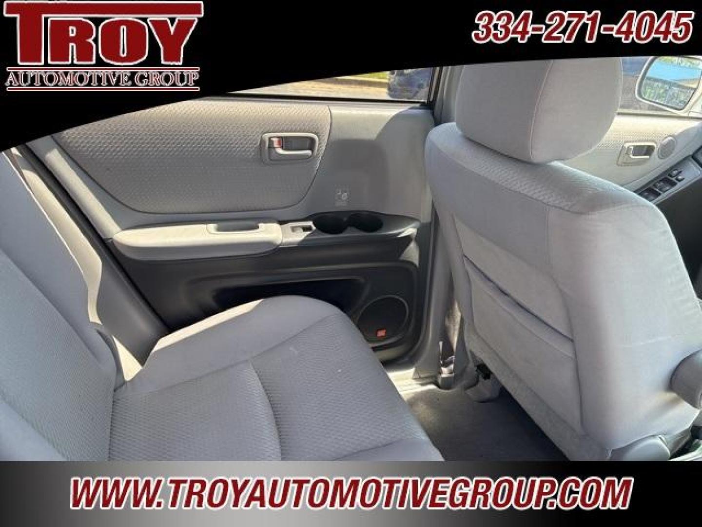 2006 Millennium Silver Metallic /Ash Toyota Highlander V6 (JTEGP21A060) with an 3.3L V6 SMPI DOHC engine, Automatic transmission, located at 6812 Atlanta Hwy, Montgomery, AL, 36117, (334) 271-4045, 32.382118, -86.178673 - V6!!<br>Tow Package!!<br>2-keys w/Remote Entry!!<br>Power Driver Seat!!<br>JBL Sounds System!! - Photo#26