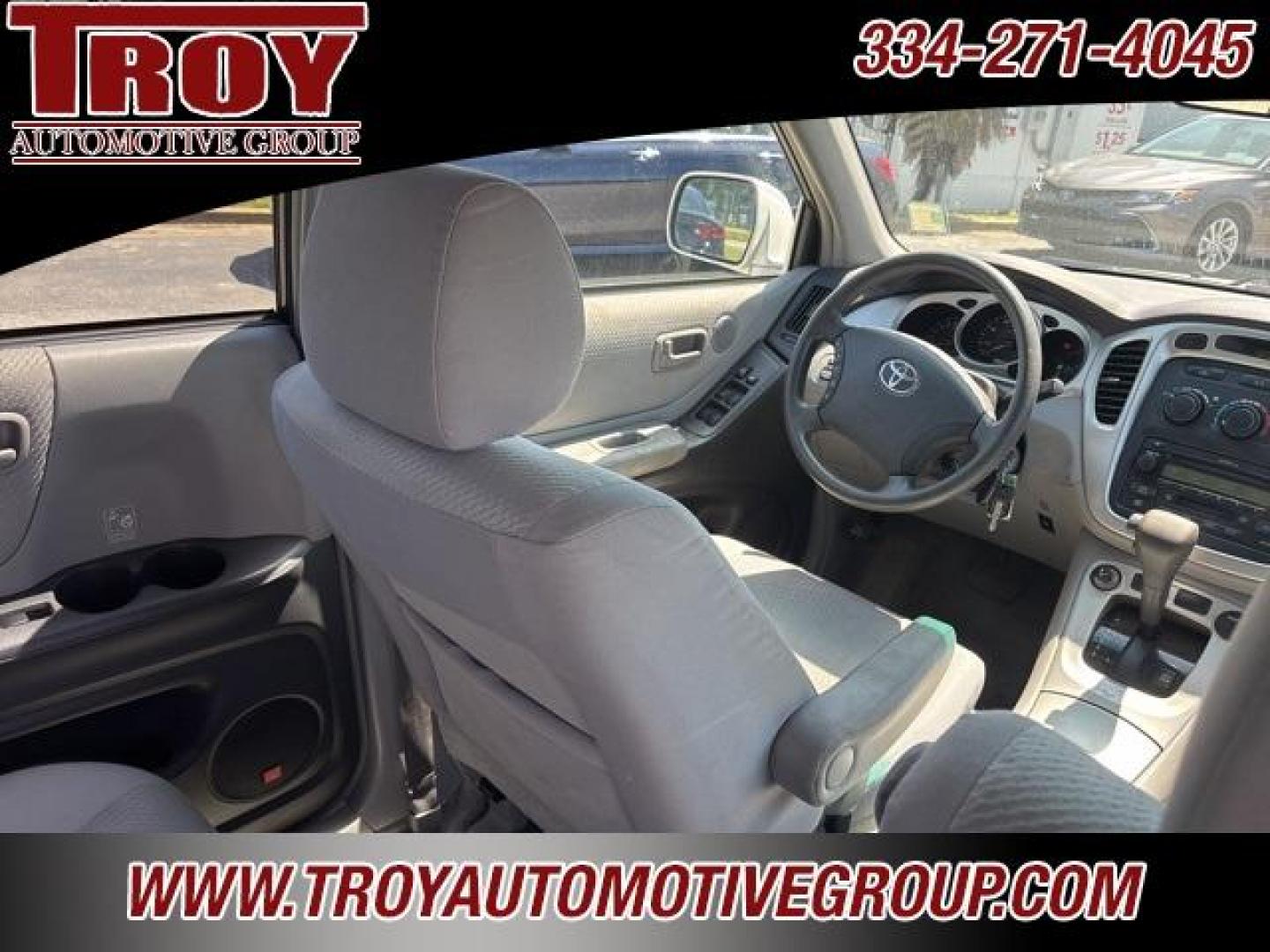 2006 Millennium Silver Metallic /Ash Toyota Highlander V6 (JTEGP21A060) with an 3.3L V6 SMPI DOHC engine, Automatic transmission, located at 6812 Atlanta Hwy, Montgomery, AL, 36117, (334) 271-4045, 32.382118, -86.178673 - V6!!<br>Tow Package!!<br>2-keys w/Remote Entry!!<br>Power Driver Seat!!<br>JBL Sounds System!! - Photo#27