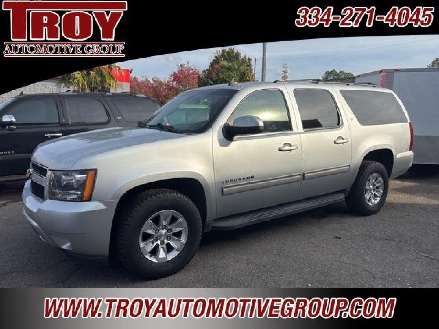 2012 Chevrolet Suburban LT's photo